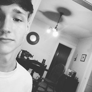 Meet your Posher, Travis